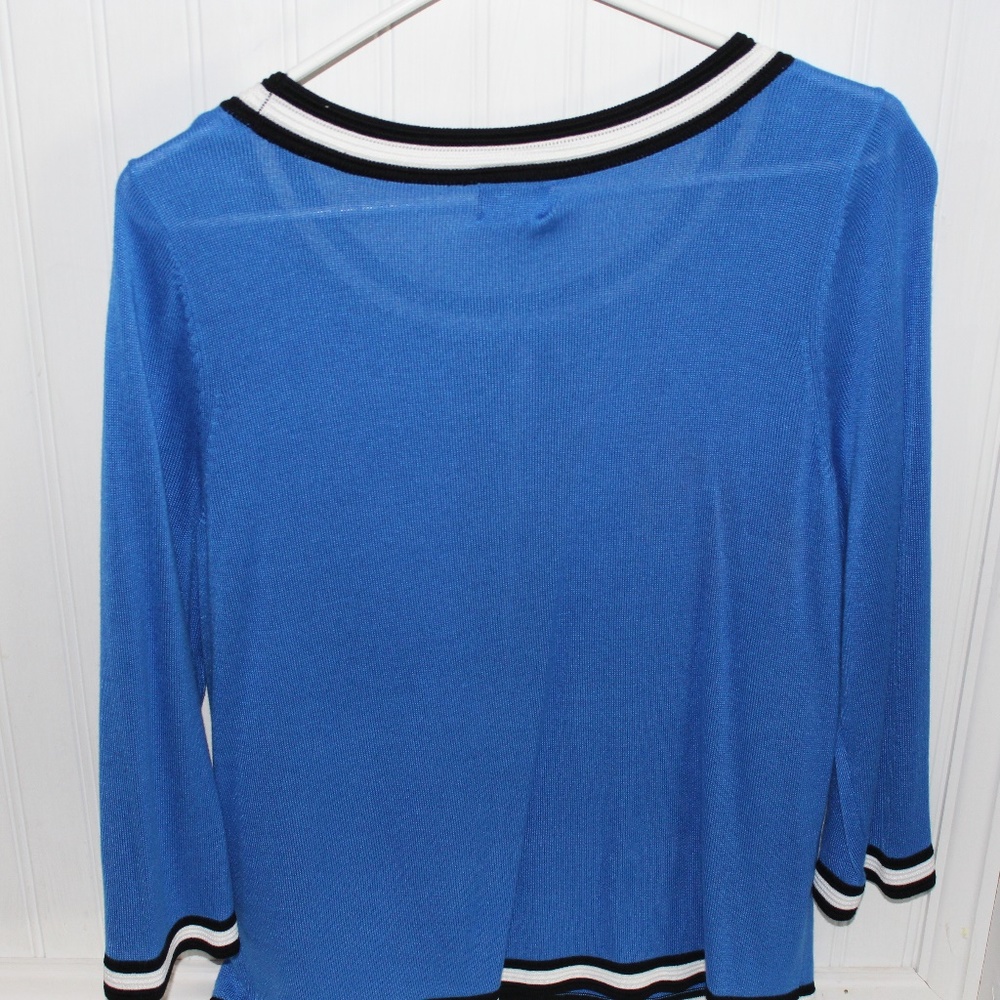 Blouse - Picture 3 of 3